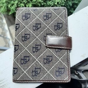 Dooney & Bourke Logo Slim Leather Wallet
